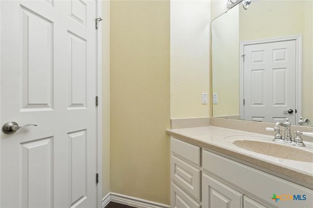 180 Honeysuckle Drive, Killeen, TX 76549