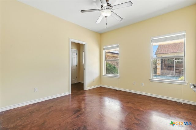 180 Honeysuckle Drive, Killeen, TX 76549