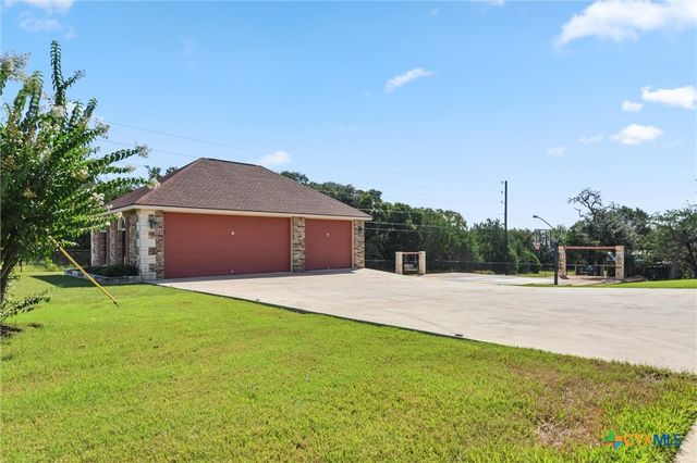 180 Honeysuckle Drive, Killeen, TX 76549