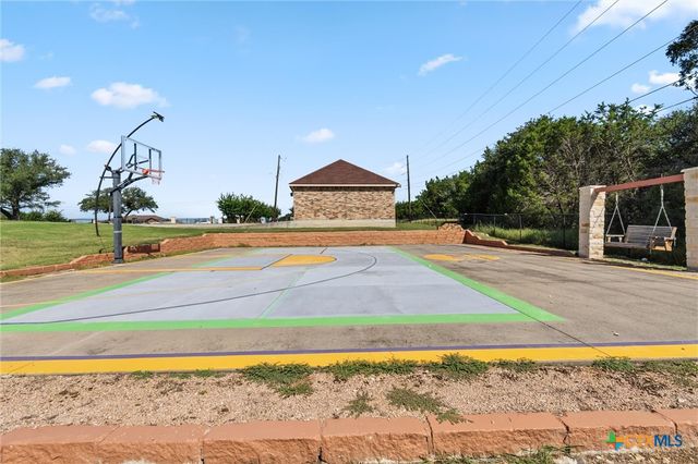 180 Honeysuckle Drive, Killeen, TX 76549