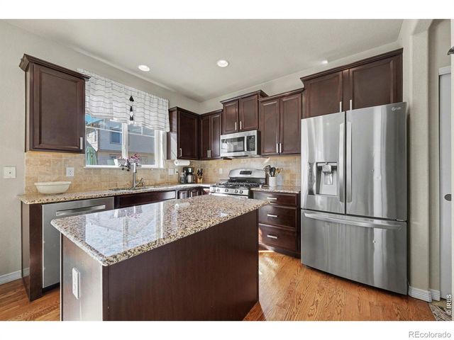 2121 Addie Rose Lane, Longmont, CO 80501