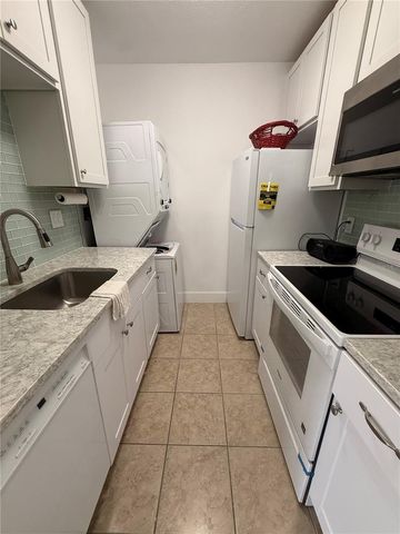 159 MEDALLION BOULEVARD A, Madeira Beach, FL 33708