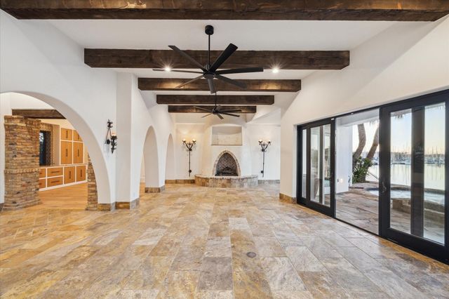 721 Harborside Way, League City, TX 77565