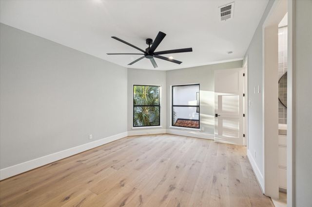 721 Harborside Way, League City, TX 77565