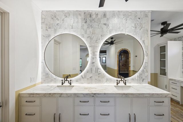721 Harborside Way, League City, TX 77565