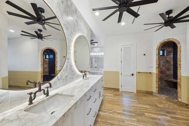 721 Harborside Way, League City, TX 77565