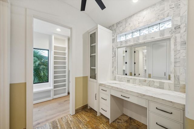 721 Harborside Way, League City, TX 77565