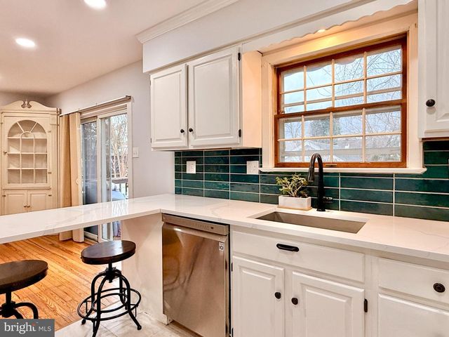 7041 HARVEY AVE, Pennsauken, NJ 08109