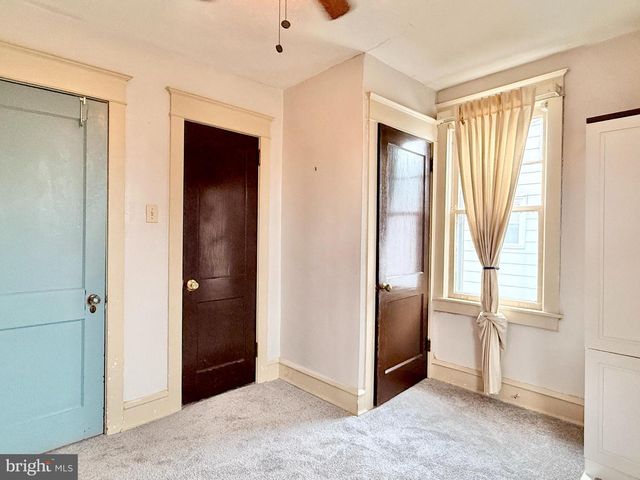 7041 HARVEY AVE, Pennsauken, NJ 08109