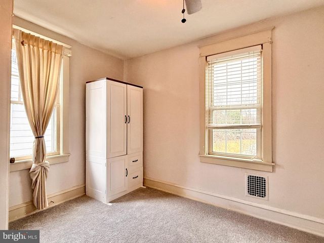 7041 HARVEY AVE, Pennsauken, NJ 08109