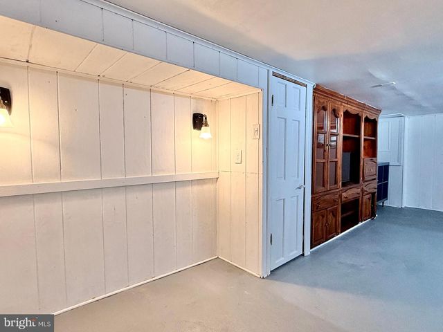 7041 HARVEY AVE, Pennsauken, NJ 08109