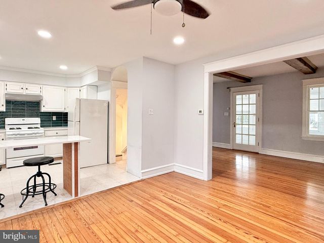 7041 HARVEY AVE, Pennsauken, NJ 08109