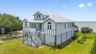 7101 Belle Fontaine Drive, Ocean Springs, MS 39564