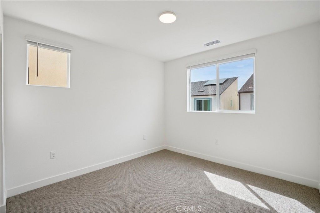 Image 21 of property listing at 1675 Coral Sea Lane, San Pedro, CA 90731