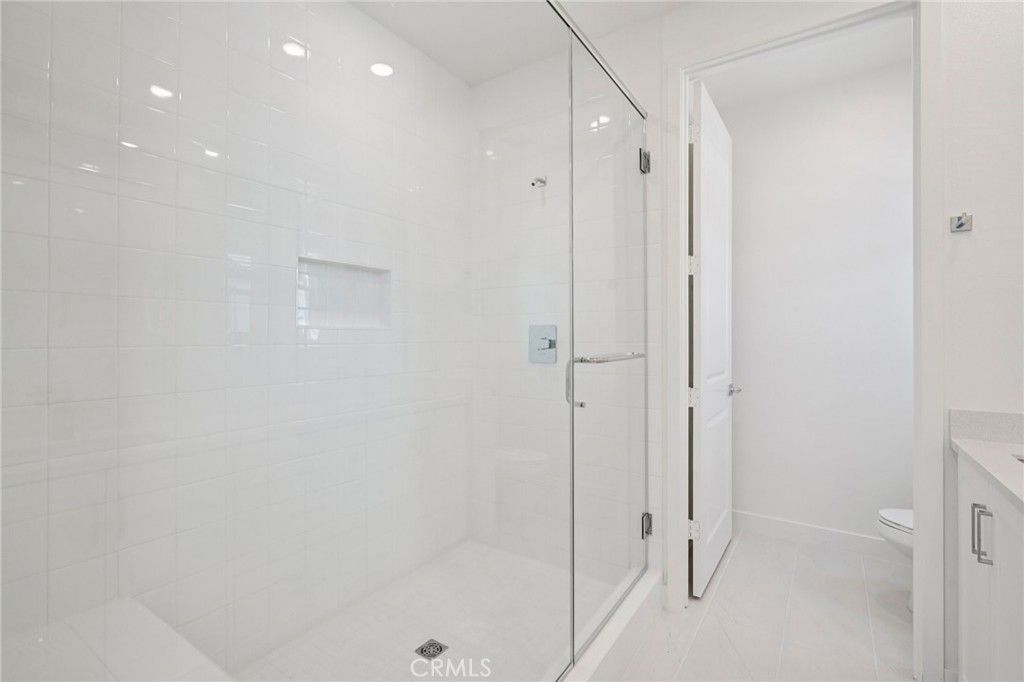 Image 35 of property listing at 1675 Coral Sea Lane, San Pedro, CA 90731