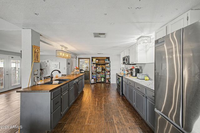 245 S 56TH Street 63, Mesa, AZ 85206