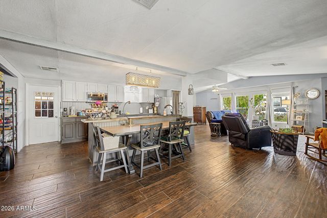 245 S 56TH Street 63, Mesa, AZ 85206