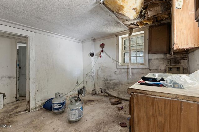 112 Peace Street, Oxford, NC 27565