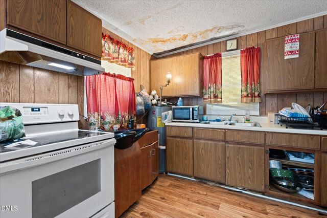 112 Peace Street, Oxford, NC 27565