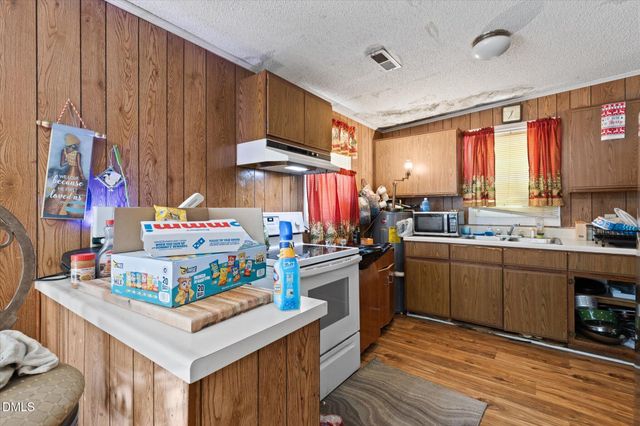 112 Peace Street, Oxford, NC 27565
