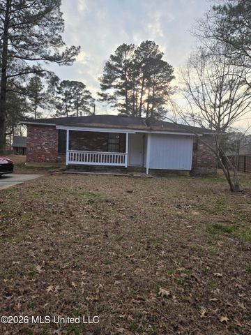 1056 Lake Dockery Road, Byram, MS 39272