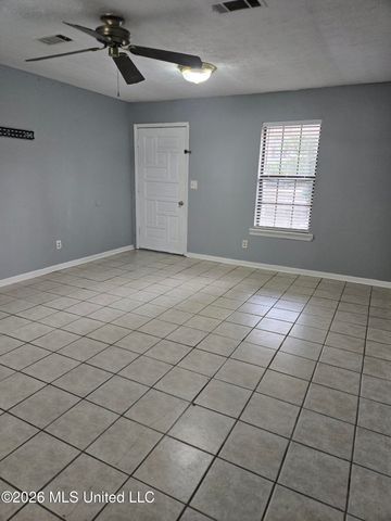 1056 Lake Dockery Road, Byram, MS 39272