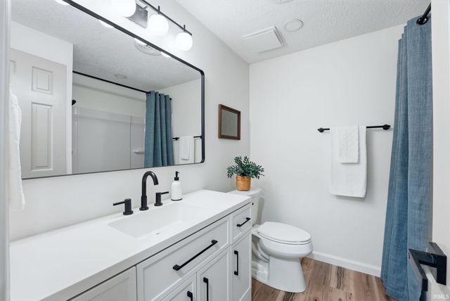 14116 Andar Trail, Fort Wayne, IN 46845