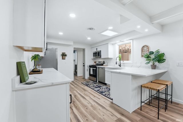 14116 Andar Trail, Fort Wayne, IN 46845