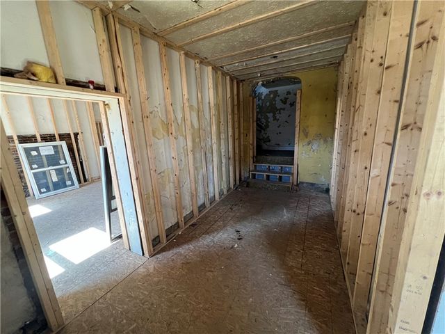 1250 Midland Beaver Rd, Industry, PA 15052