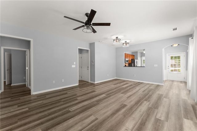 6247 LONGLEAF Drive, Hoschton, GA 30548