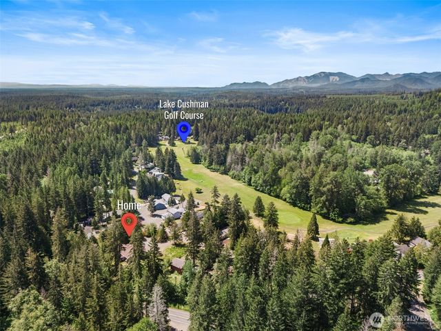 101 N Fairway Drive E, Hoodsport, WA 98548
