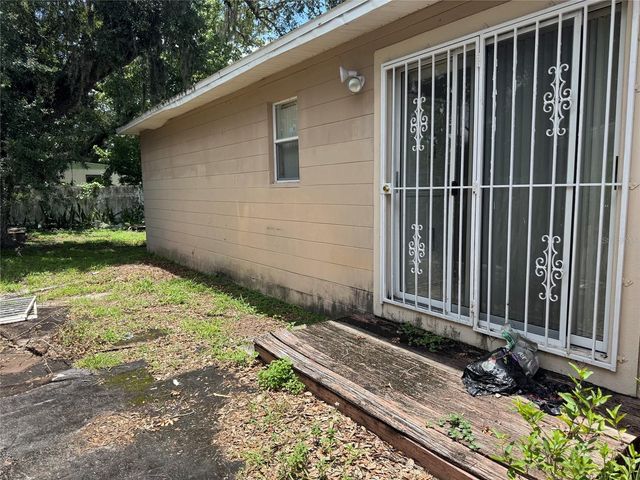 2609 E EMMA STREET, Tampa, FL 33610