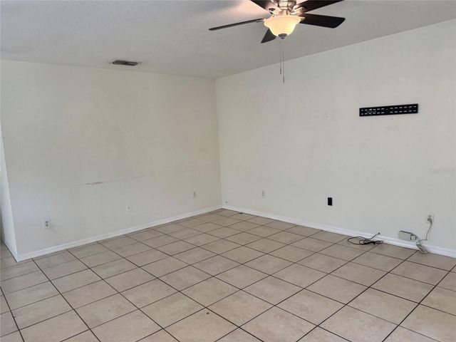 2609 E EMMA STREET, Tampa, FL 33610