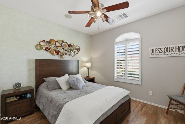 5519 S Lombardy Way, Gilbert, AZ 85298