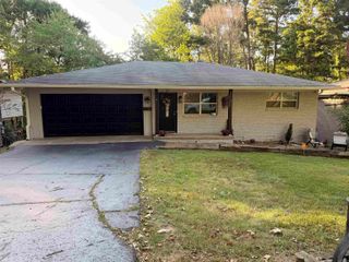 37 Glenmere Drive, Little Rock, AR 72209