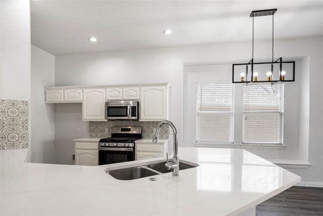 2000 Webb Drive, Mckinney, TX 75072