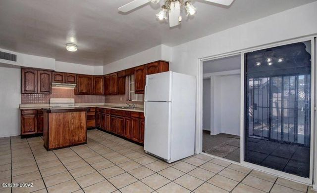 2039 E Glenn Street, Tucson, AZ 85719