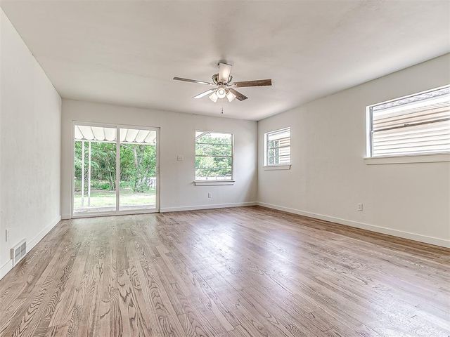 6001 SE 3rd Street, Midwest City, OK 73110