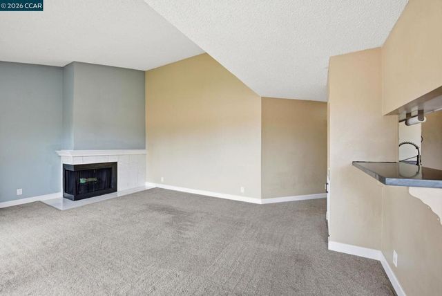 22135 Sevilla Rd 32, Hayward, CA 94541