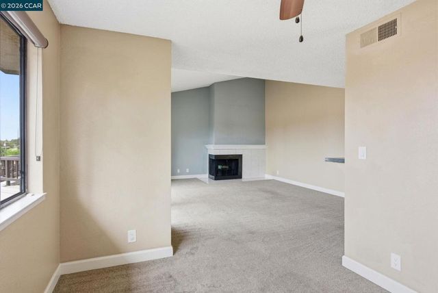 22135 Sevilla Rd 32, Hayward, CA 94541