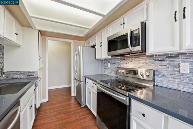 22135 Sevilla Rd 32, Hayward, CA 94541