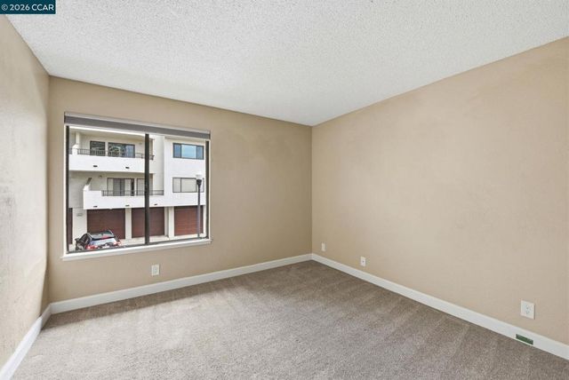 22135 Sevilla Rd 32, Hayward, CA 94541
