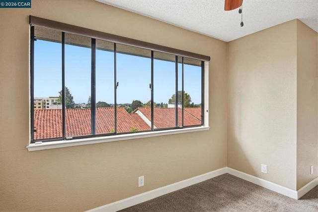 22135 Sevilla Rd 32, Hayward, CA 94541