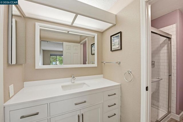 22135 Sevilla Rd 32, Hayward, CA 94541