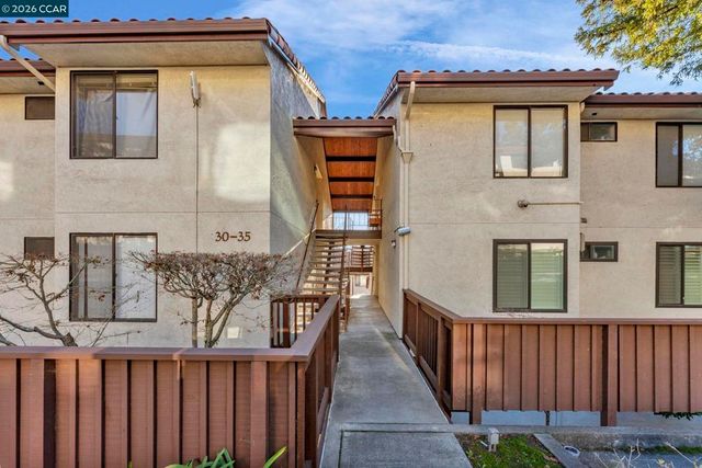 22135 Sevilla Rd 32, Hayward, CA 94541