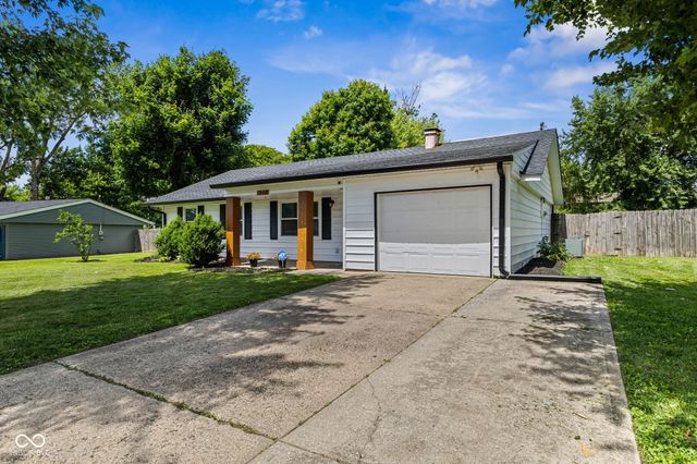 637 Lawndale Drive, Greenwood, IN 46142