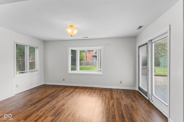 637 Lawndale Drive, Greenwood, IN 46142