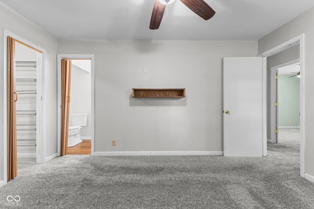 637 Lawndale Drive, Greenwood, IN 46142