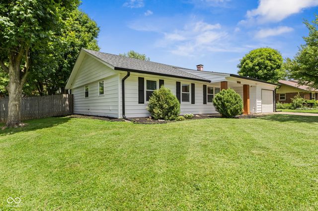 637 Lawndale Drive, Greenwood, IN 46142