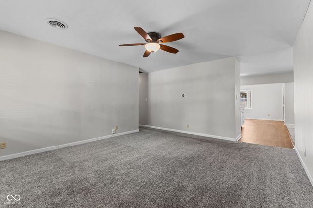 637 Lawndale Drive, Greenwood, IN 46142